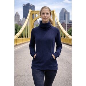 Lululemon 8 Black Stretch Base Layer Running Hoodie Women's size 8